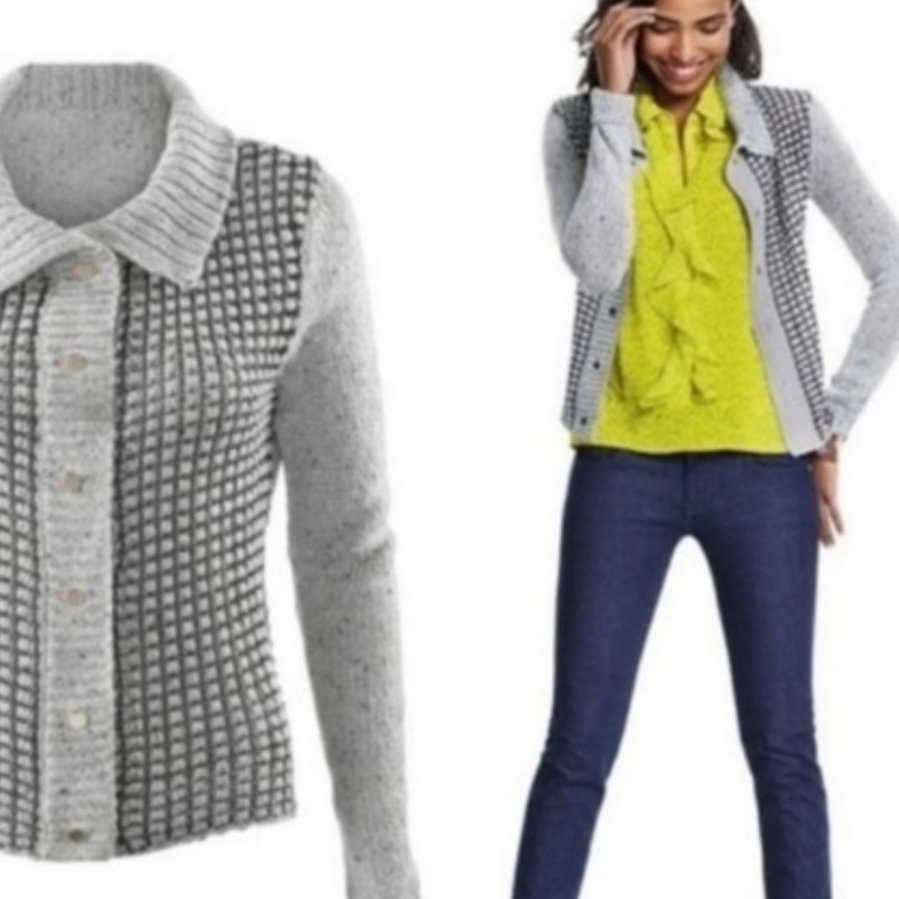 Cabi Cardigan Sweater Women Large Grey Great Grid Pattern Button Front 3006